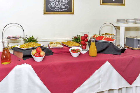 Comfort Inn & Suites Goodearth - Australia Shopping 11