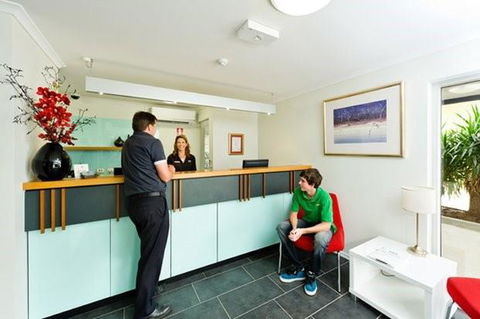 Rocklea International Hotel - Local Tourism 3