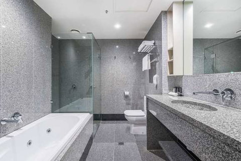 Mantra Tullamarine Hotel - Accommodation Australia 3