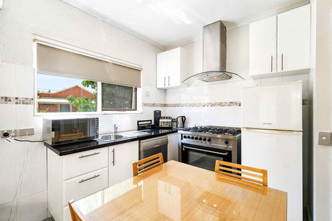 Comfort Inn Coach & Bushmans - Australia Shopping 17