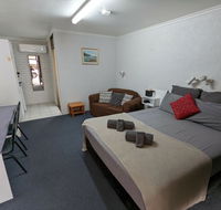 Abajaz Motor Inn - Local Tourism