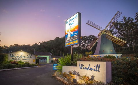 The Big Windmill Motor Lodge - Local Tourism 0