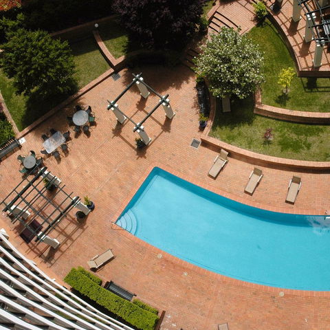 BreakFree Capital Tower - Australia Shopping 9