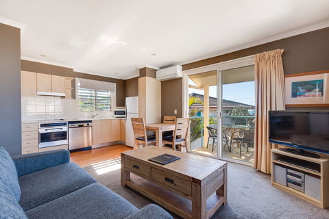 Aqualuna Beach Resort - Accommodation Australia 4
