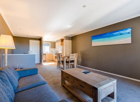 Aqualuna Beach Resort - Accommodation Australia 5