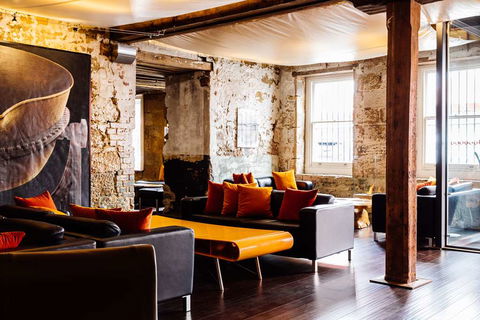 The Henry Jones Art Hotel - Local Tourism 3