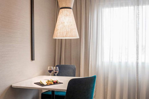 Crown Promenade Perth - Australia Shopping 5