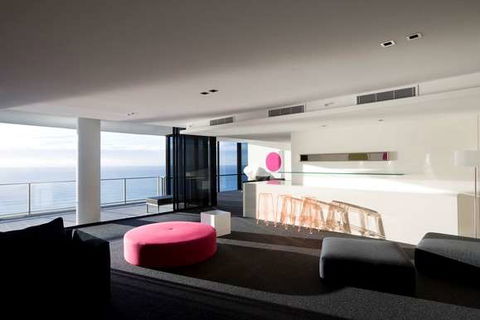 Mantra Circle On Cavill - Accommodation Australia 9