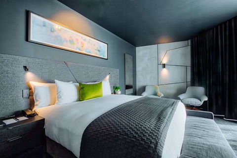 Eatons Hill Hotel - Accommodation Australia 6