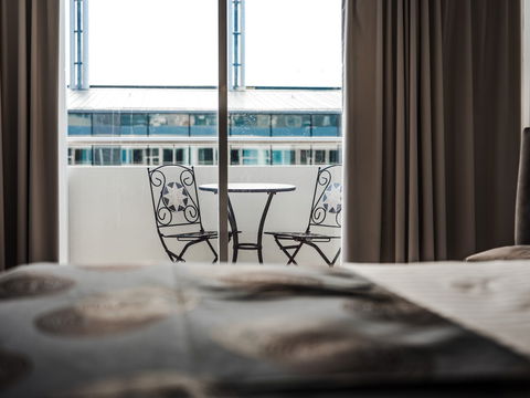 Salamanca Suites - Accommodation Australia 10