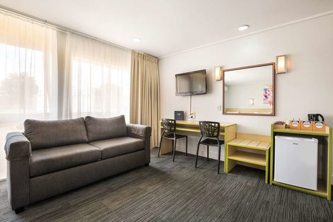 Nightcap At Coolaroo Hotel - Accommodation Australia 9