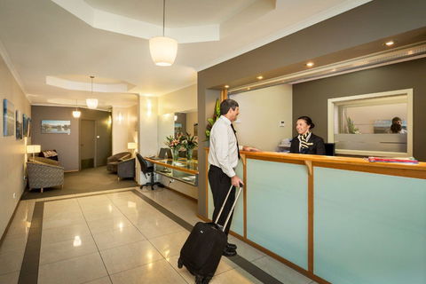 Quest Waterfront Serviced Apartments - Local Tourism 1