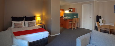 Quest Waterfront Serviced Apartments - Local Tourism 2