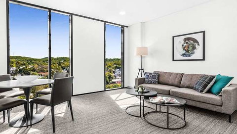 Essence Suites Taringa - Bed n Breakfasts 3