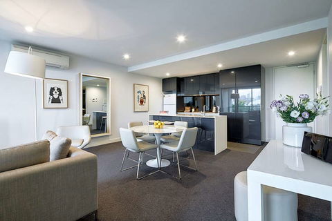 381 Cremorne - Accommodation Australia 4