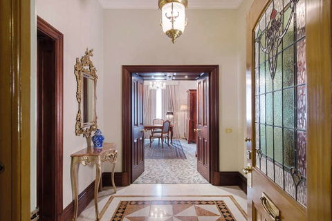 The Hotel Windsor - Accommodation Australia 1