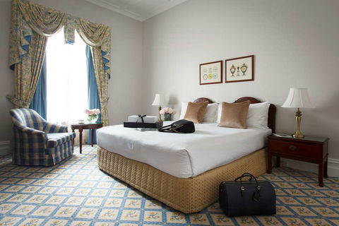 The Hotel Windsor - Accommodation Australia 4