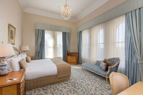 The Hotel Windsor - Accommodation Australia 13