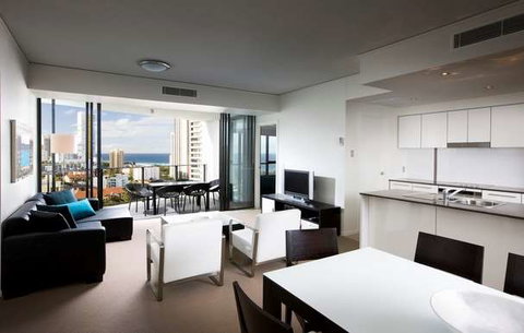 Mantra Sierra Grand - Accommodation Australia 10