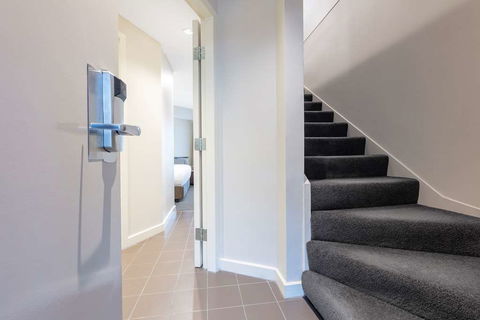 Amora Hotel Riverwalk Melbourne - Accommodation Australia 8