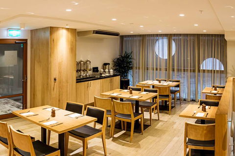 Brady Hotel Central Melbourne - Accommodation Australia 7