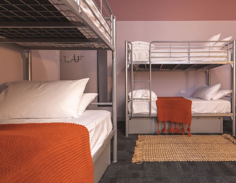 United Backpackers - Accommodation Australia 5
