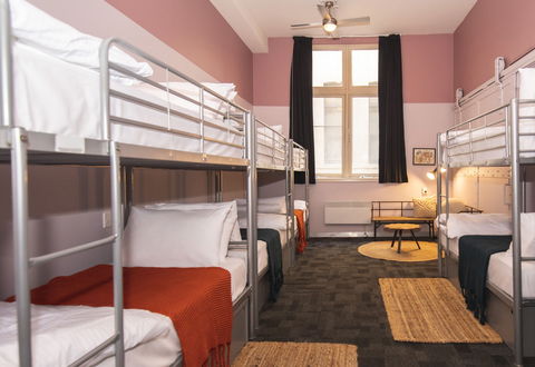 United Backpackers - Accommodation Australia 9
