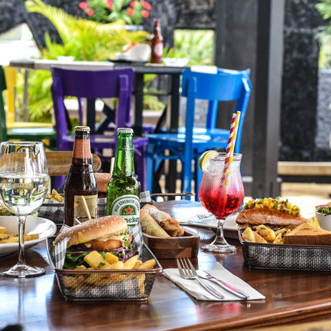 Alexandra Hills Hotel - Accommodation Australia 9