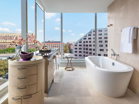 Sofitel Sydney Darling Harbour - Accommodation Australia 3