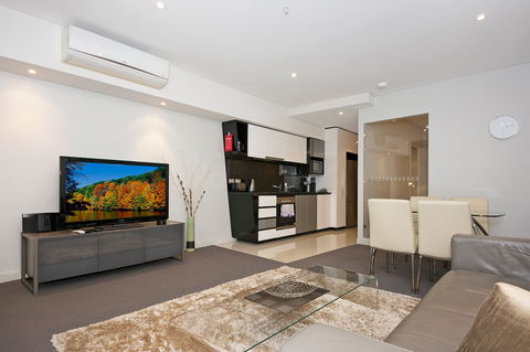 Astra Apartments Perth - Local Tourism 1
