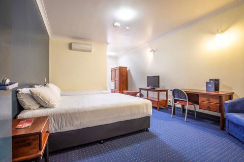 Atherton Hotel - Accommodation Australia 2