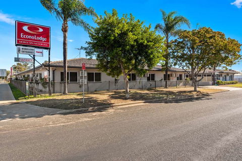 Econo Lodge Moree Spa Motor Inn - Australia Shopping 0