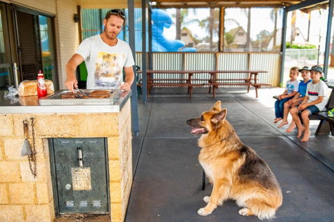 Discovery Parks Bunbury Village - Australia Shopping 0