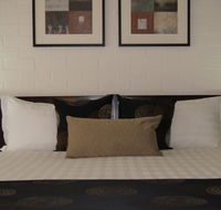 Blazing Stump Motel  Suites - Local Tourism