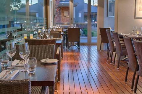 Mantra Pavilion Hotel Wagga Wagga - Bed n Breakfasts 1