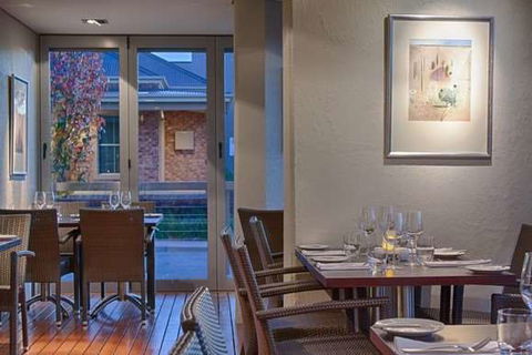 Mantra Pavilion Hotel Wagga Wagga - Bed n Breakfasts 2