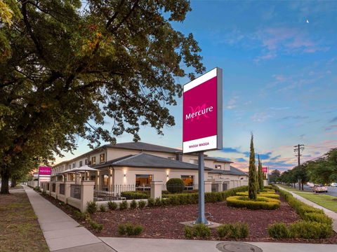 Mercure Wagga Wagga - Bed n Breakfasts 0