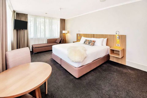 Clarion Hotel Townsville - Local Tourism 3