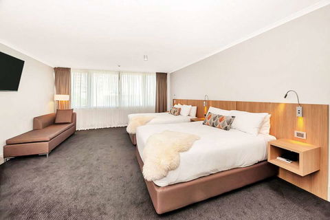 Clarion Hotel Townsville - Local Tourism 5