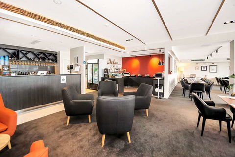 Clarion Hotel Townsville - Local Tourism 12