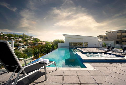 Oaks Gateway On Palmer - Local Tourism 3