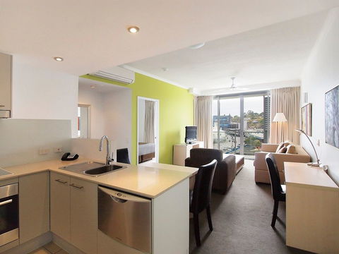 Oaks Gateway On Palmer - Local Tourism 4