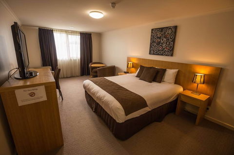 Bairnsdale International - Accommodation Australia 4