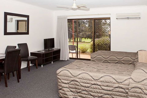 Comfort Inn & Suites Riverland - Accommodation Australia 3