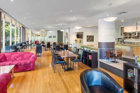 Nesuto Canberra Apartment Hotel - Australia Shopping 7