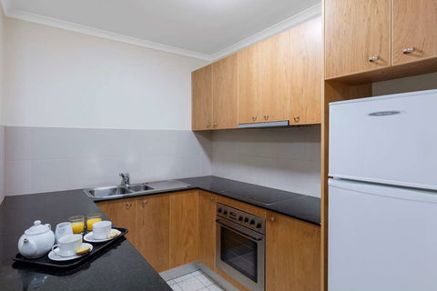 Nesuto Canberra Apartment Hotel - Australia Shopping 10