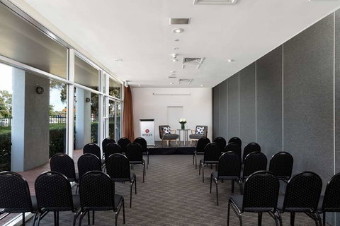 Rydges Bankstown - Local Tourism 7