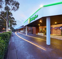 Holiday Inn Warwick Farm - Local Tourism