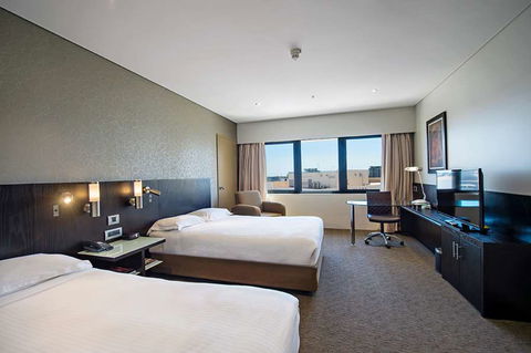 Hilton Darwin - Australia Shopping 4