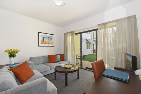 Metro Advance Apartments & Hotel - Australia Shopping 5